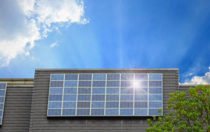 Can a house run on solar power alone?